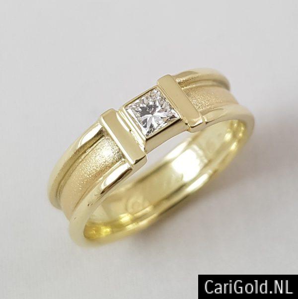 CariGold_nl_ring_14K_Goud_Princess_Diamant